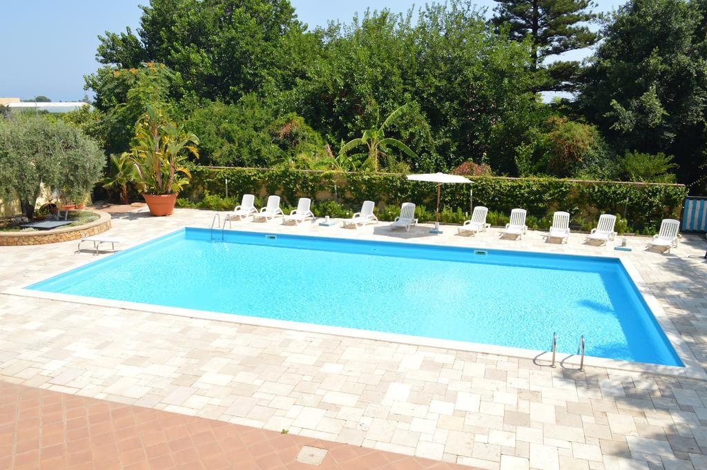 Hotel Delle Palme Falcone Bagian luar foto