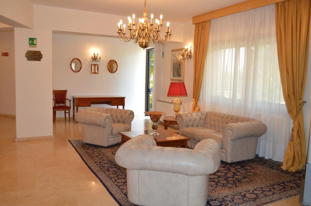 Hotel Delle Palme Falcone Bagian luar foto